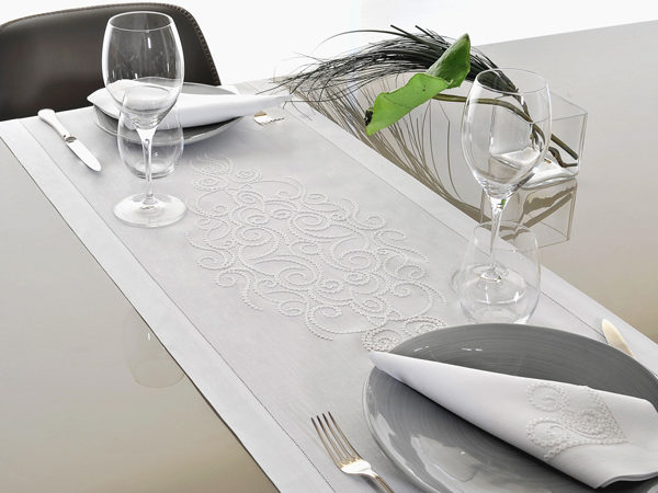 Runners, Placemats & Napkins